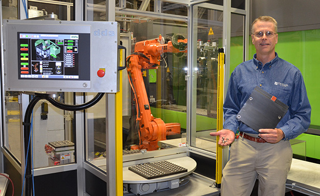 sidebar-injection-molding-robotic-molding.jpg images